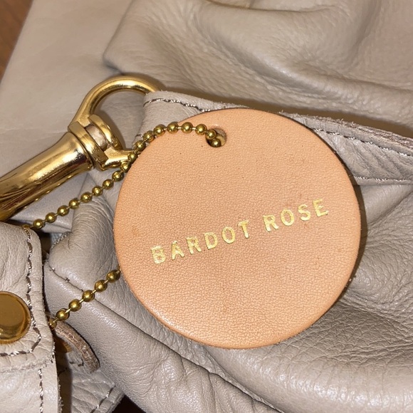 Bardot Rose Women’s Medium Tan Vegan Leather Satchel Shoulder Bag. - Picture 3 of 12